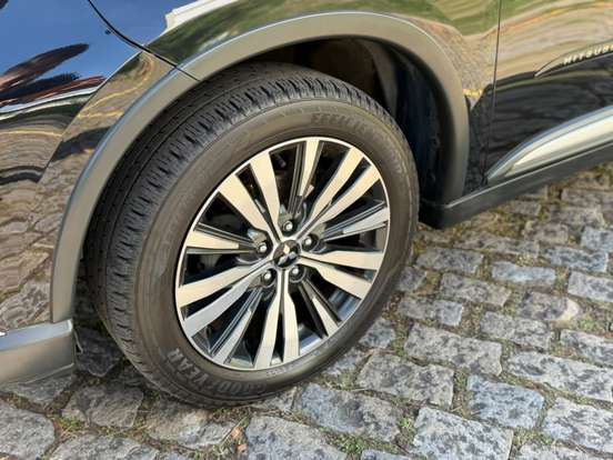 MITSUBISHI-OUTLANDER-2.0 MIVEC GASOLINA HPE AUTOMÁTICO MITSUBISHI-OUTLANDER-2018