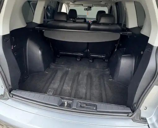MITSUBISHI-OUTLANDER-2010