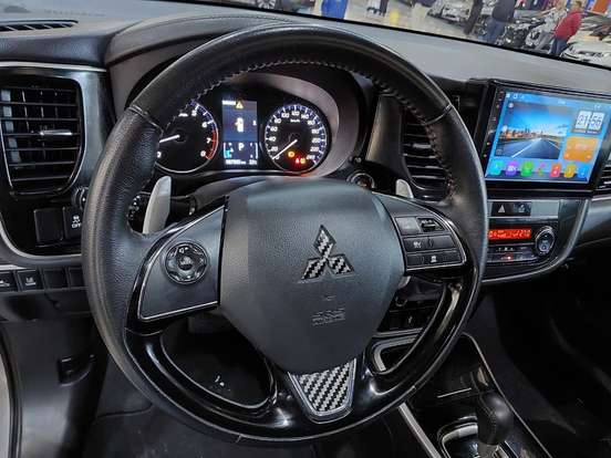 MITSUBISHI-OUTLANDER-3.0 MIVEC V6 GASOLINA HPE-S AWD AUTOMÁTICO MITSUBISHI-OUTLANDER-2019