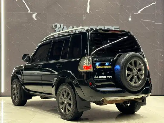 MITSUBISHI-PAJERO-2.5 HD 4X4 8V TURBO INTERCOOLER DIESEL 4P MANUAL MITSUBISHI-PAJERO-2011