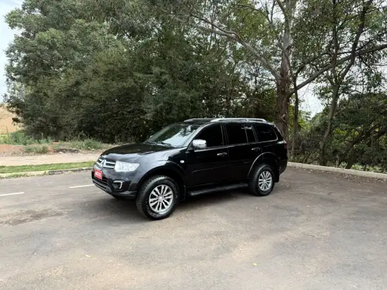 MITSUBISHI-PAJERO-3.2 HPE 4X4 7 LUGARES 16V TURBO INTERCOOLER DIESEL 4P AUTOMÁTICO MITSUBISHI-PAJERO-2016
