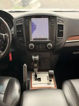 MITSUBISHI-PAJERO FULL-2009