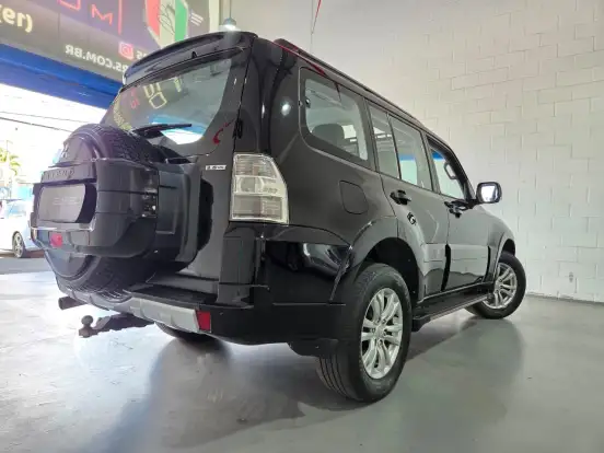 MITSUBISHI-PAJERO FULL-2012