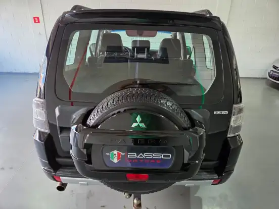 MITSUBISHI-PAJERO FULL-3.8 HPE 4X4 V6 24V GASOLINA 4P AUTOMÁTICO MITSUBISHI-PAJERO FULL-2012
