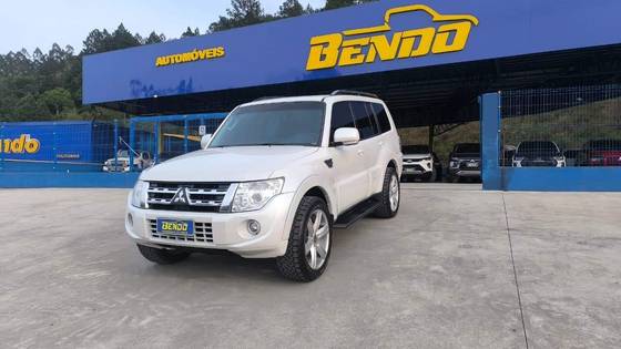 MITSUBISHI PAJERO FULL 3.2 HPE 4X4 16V TURBO INTERCOOLER DIESEL 4P AUTOMÁTICO
