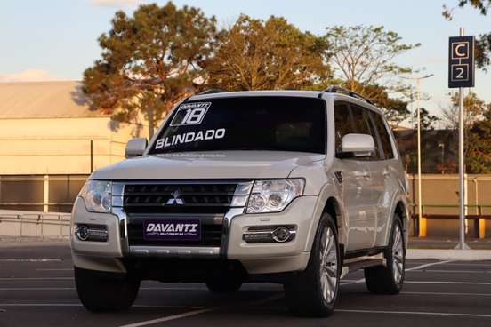 MITSUBISHI-PAJERO FULL-2017