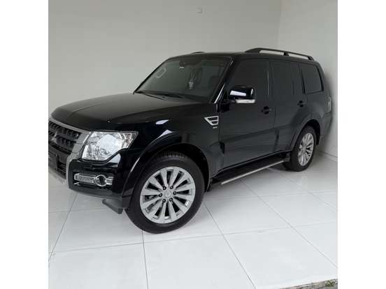 MITSUBISHI-PAJERO FULL-3.8 HPE 4X4 V6 24V GASOLINA 4P AUTOMÁTICO MITSUBISHI-PAJERO FULL-2017