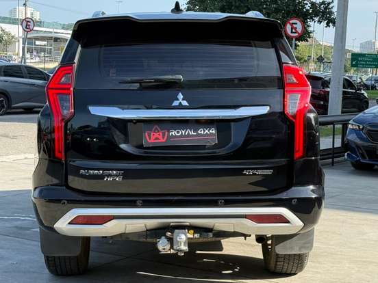 MITSUBISHI-PAJERO SPORT-2024