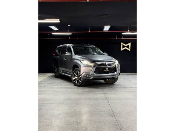 MITSUBISHI PAJERO SPORT 2.4 16V MIVEC TURBO DIESEL HPE AWD AUTOMÁTICO
