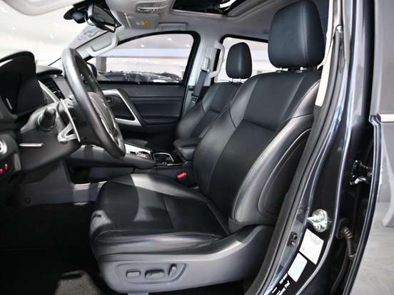 MITSUBISHI-PAJERO SPORT-2.4 16V MIVEC TURBO DIESEL HPE-S AWD AUTOMÁTICO MITSUBISHI-PAJERO SPORT-2023