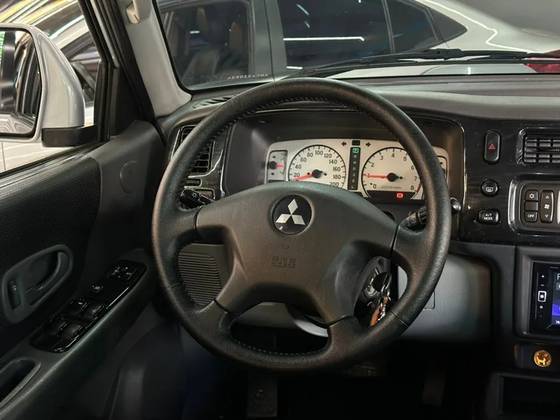 MITSUBISHI PAJERO SPORT 3.5 HPE 4X4 V6 24V FLEX 4P AUTOMÁTICO