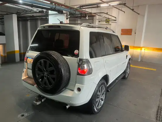 MITSUBISHI-PAJERO TR4-2013