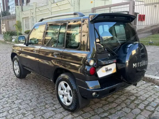 MITSUBISHI-PAJERO TR4-2.0 4X4 16V 140CV FLEX 4P AUTOMÁTICO MITSUBISHI-PAJERO TR4-2008