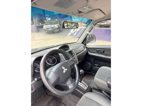 MITSUBISHI-PAJERO TR4-2013