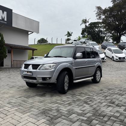 MITSUBISHI PAJERO TR4 2.0 4X2 16V 140CV FLEX 4P MANUAL