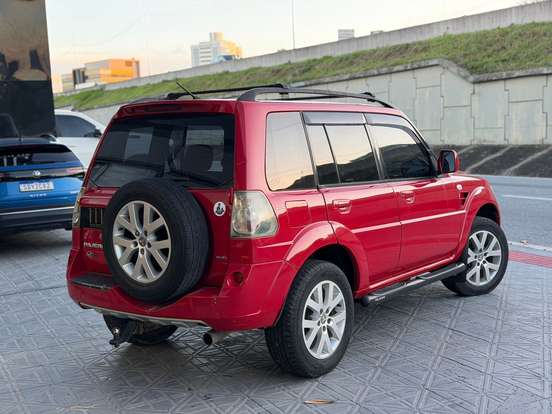 MITSUBISHI-PAJERO TR4-2.0 4X4 16V 140CV FLEX 4P AUTOMÁTICO MITSUBISHI-PAJERO TR4-2010