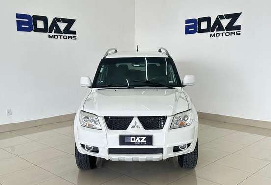 MITSUBISHI-PAJERO TR4-2014