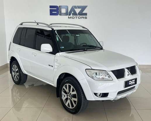 MITSUBISHI-PAJERO TR4-2.0 4X4 16V 140CV FLEX 4P AUTOMÁTICO MITSUBISHI-PAJERO TR4-2014