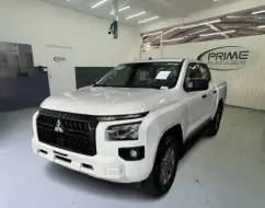 MITSUBISHI TRITON 2.4 BITURBO DIESEL CD HPE 4X4 AUTOMÁTICO MITSUBISHI TRITON 2.4 BITURBO DIESEL CD HPE 4X4 AUTOMÁTICO