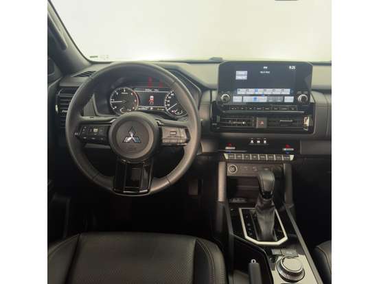 MITSUBISHI-TRITON-2.4 BITURBO DIESEL CD KATANA 4X4 AUTOMÁTICO MITSUBISHI-TRITON-2025