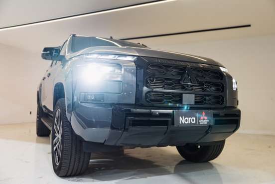 MITSUBISHI-TRITON-2025