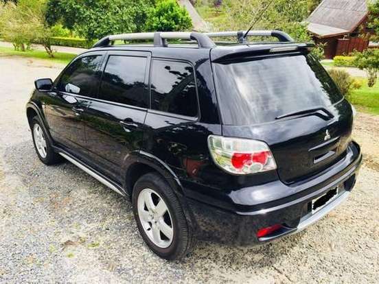MITSUBISHI-AIRTREK-2006