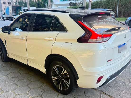 MITSUBISHI-ECLIPSE CROSS-1.5 MIVEC TURBO GASOLINA HPE CVT MITSUBISHI-ECLIPSE CROSS-2023
