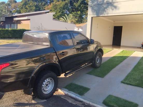 MITSUBISHI-L200 TRITON-2.4 16V TURBO DIESEL GLS CD 4X4 AUTOMÁTICO MITSUBISHI-L200 TRITON-2024
