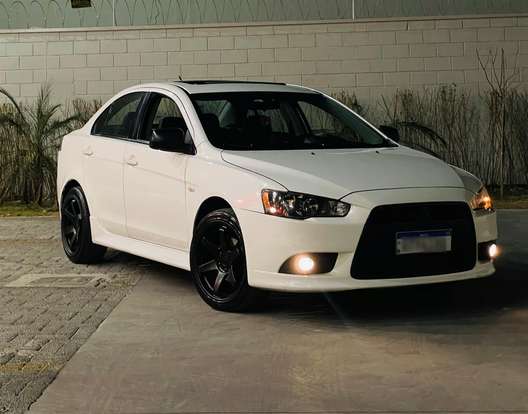 MITSUBISHI-LANCER-2.0 GT 16V GASOLINA 4P AUTOMÁTICO MITSUBISHI-LANCER-2013