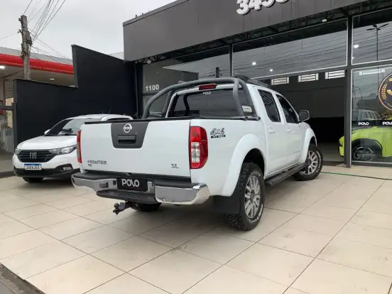 NISSAN-FRONTIER-2015