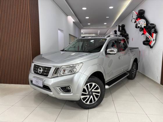 NISSAN FRONTIER 2.3 16V TURBO DIESEL LE CD 4X4 AUTOMÁTICO