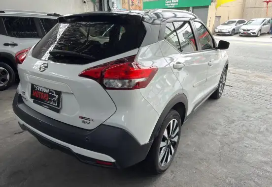 NISSAN-KICKS-2019