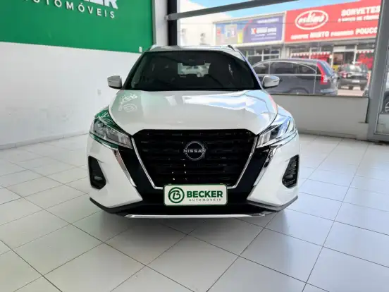 NISSAN-KICKS PLAY-2025