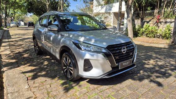NISSAN KICKS PLAY 1.6 16V FLEXSTART SENSE XTRONIC