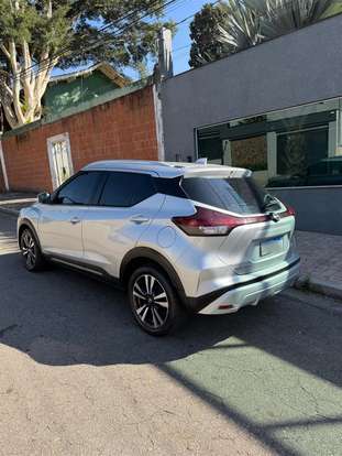 NISSAN-KICKS-2022