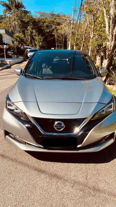 NISSAN-LEAF-2021