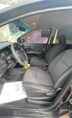 NISSAN-LIVINA-2014