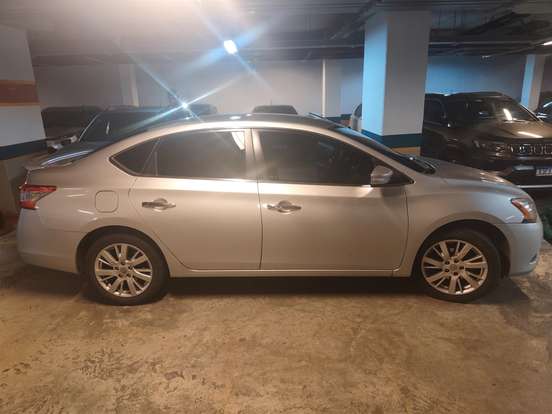 NISSAN-SENTRA-2014