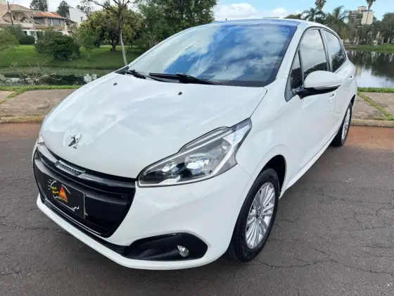 PEUGEOT 208 1.2 ALLURE 12V FLEX 4P MANUAL PEUGEOT 208 1.2 ALLURE 12V FLEX 4P MANUAL