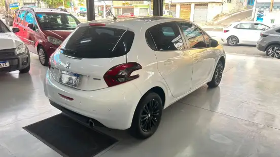 PEUGEOT-208-1.2 ALLURE 12V FLEX 4P MANUAL PEUGEOT-208-2017