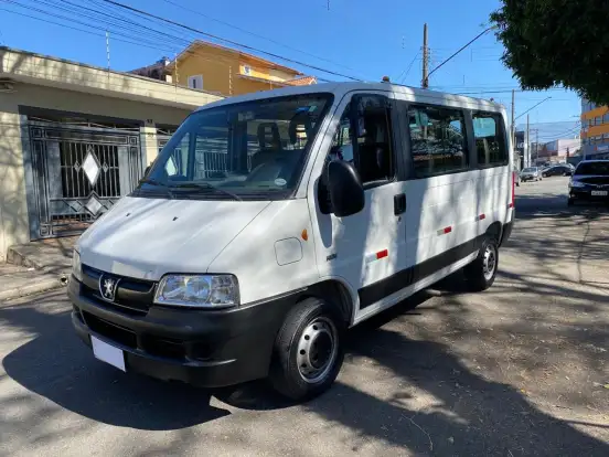 PEUGEOT-BOXER-2.3 HDI 330 PASSAGEIRO 16 LUGARES 8V DIESEL 3P MANUAL PEUGEOT-BOXER-2011