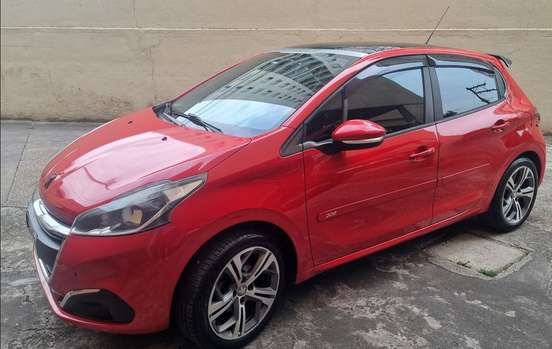 PEUGEOT-208-2017