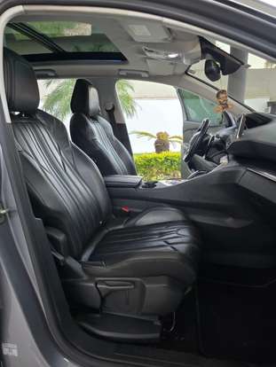 PEUGEOT-3008-2019
