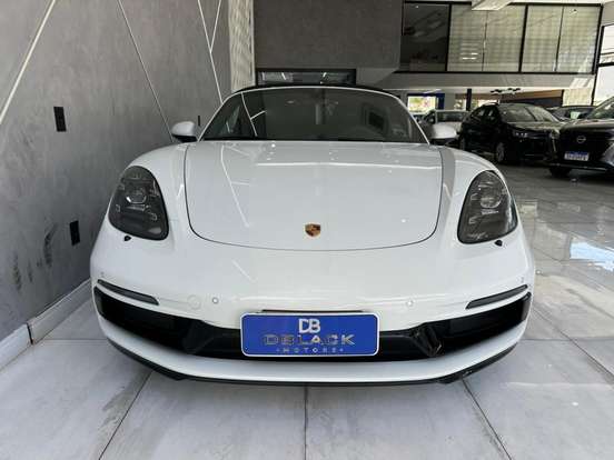 PORSCHE-718-2024