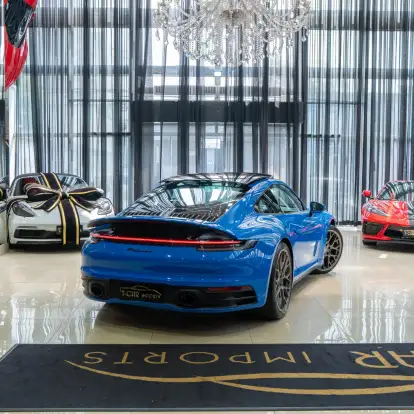 PORSCHE-911-2023