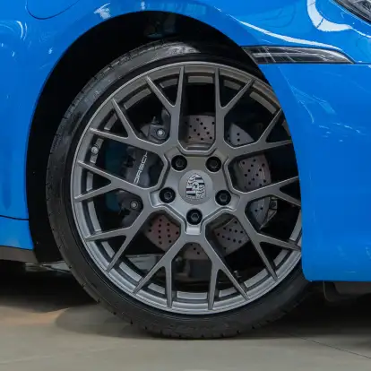 PORSCHE-911-2023
