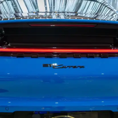 PORSCHE-911-2023