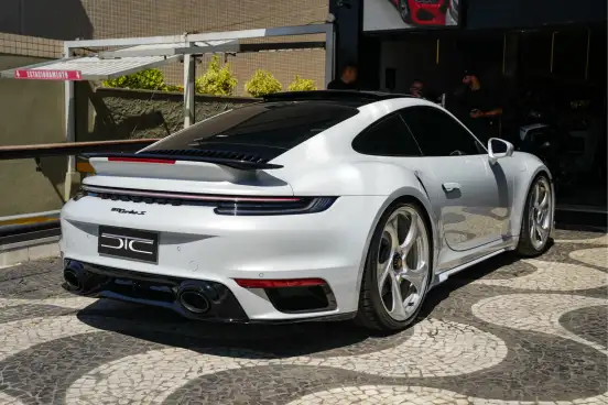 PORSCHE-911-2023