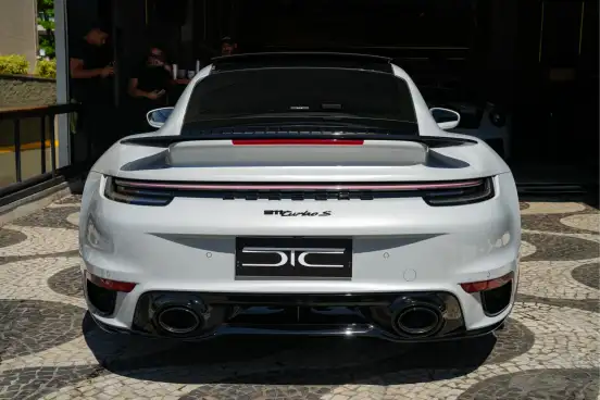 PORSCHE-911-2023
