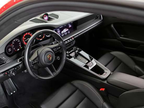 PORSCHE-911-2021